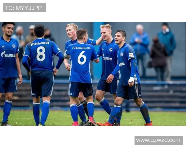 沙尔克04主场艰难与柏林赫塔互交白卷,双方激战不分胜负 沙尔克04主场艰难与柏林赫塔互交白卷,双方激战不分胜负